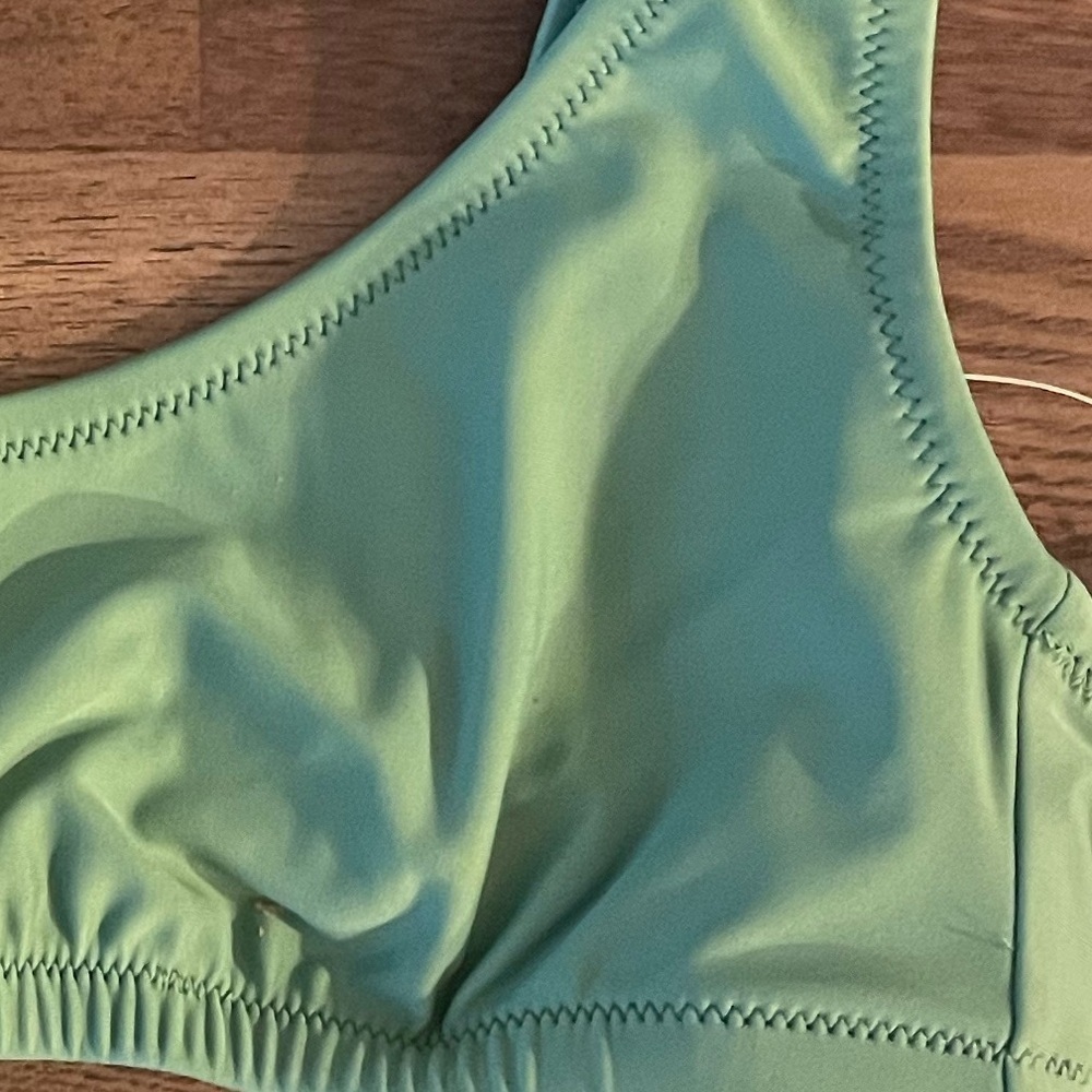 NEW! J.CREW…Heritage Scoopneck Green Bikini Swim Top - Picture 3 of 3